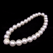 Pearls 4